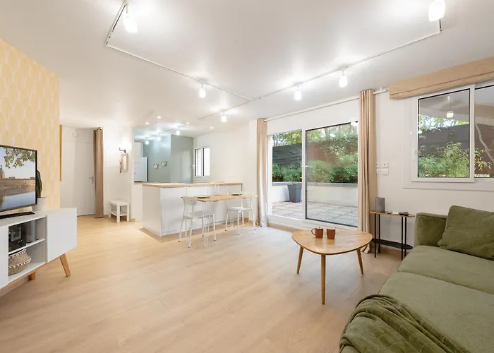 Appartement T2 Calme Absolu - Coeur - Saint Cyprien - Climatisation - Terrasse Arborée *